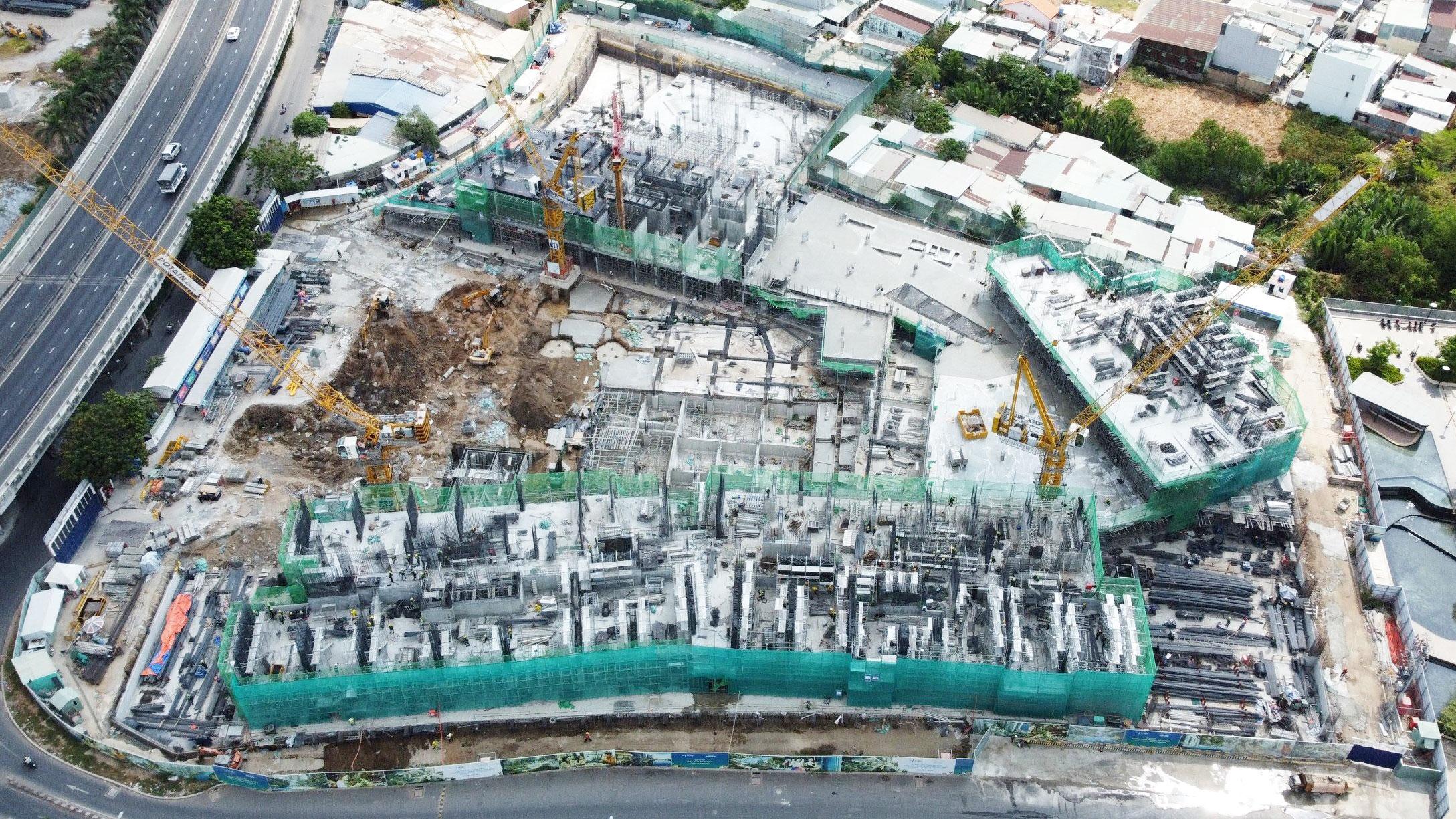 1. Project overview from Nguyen Van Tuong street view.