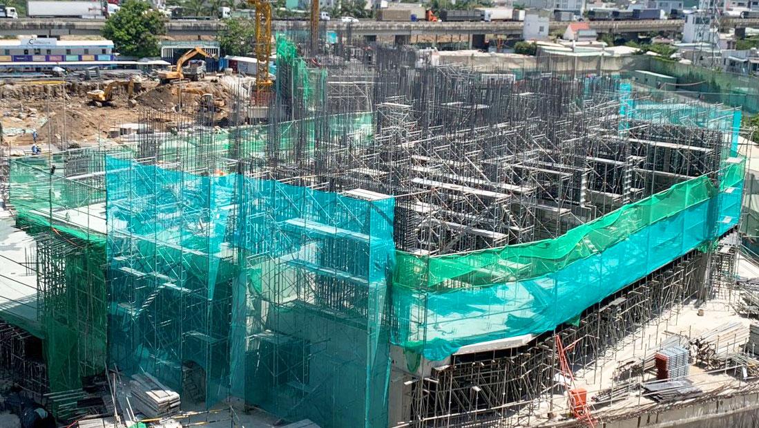2. Thi công bê tông cột vách từ tầng 2 lên tầng 3 (Tháp 9)