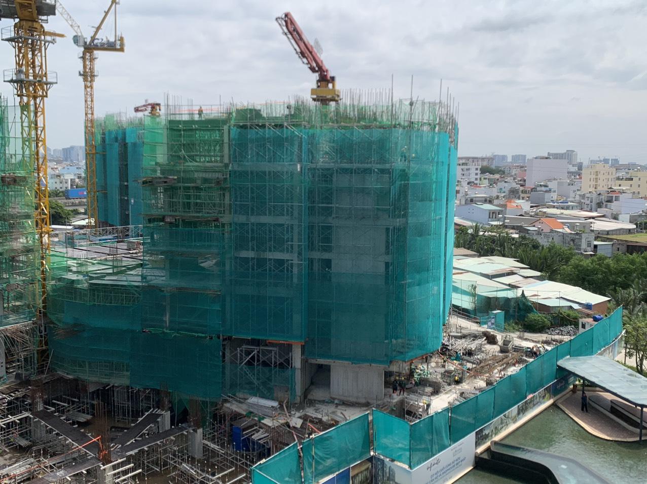 3. Hoàn thành công tác thi công dầm sàn tầng 5, 6, 7 tại Tháp 9.