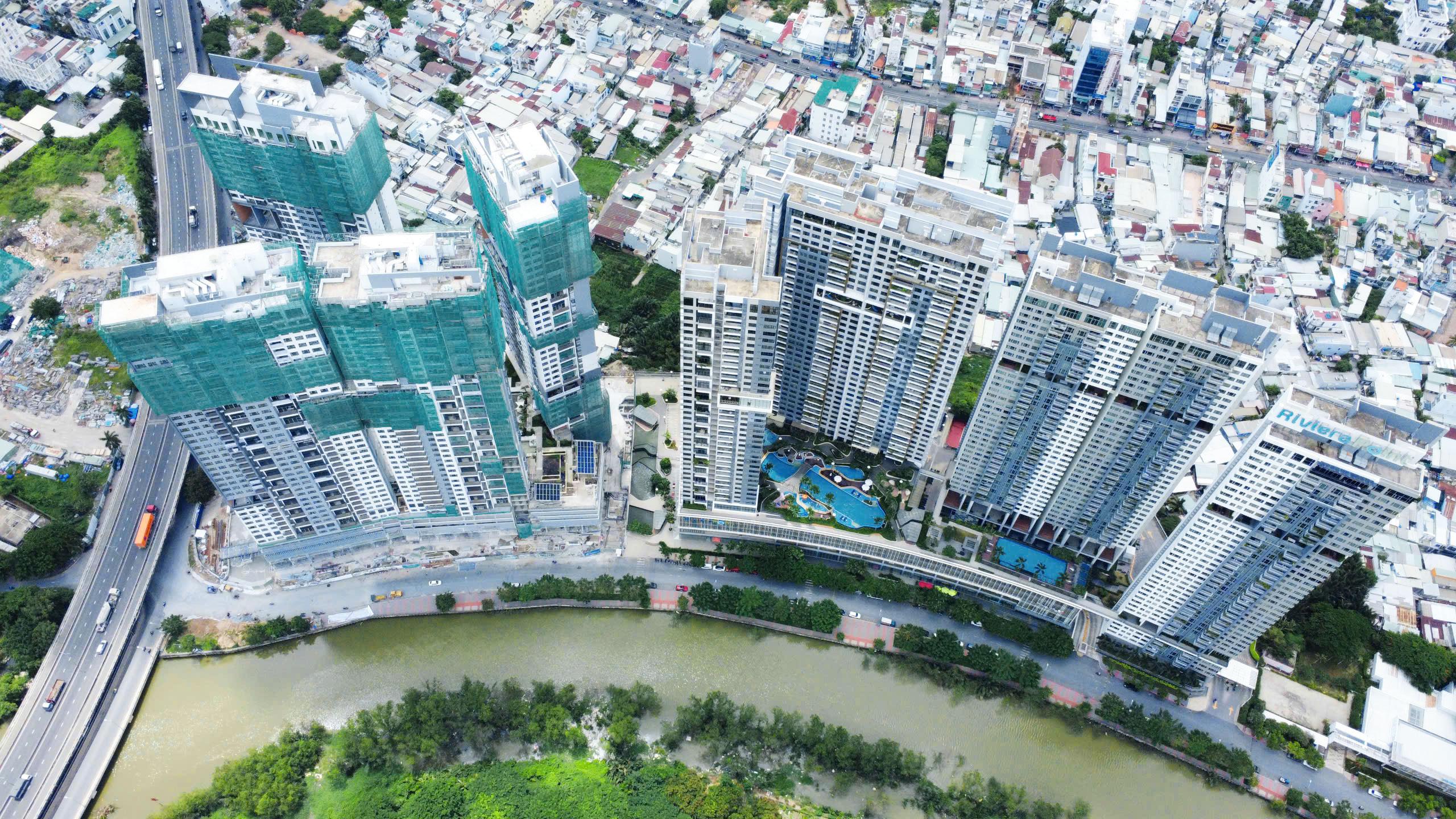 1. Toàn cảnh dự án nhìn từ đường Nguyễn Văn Tưởng.