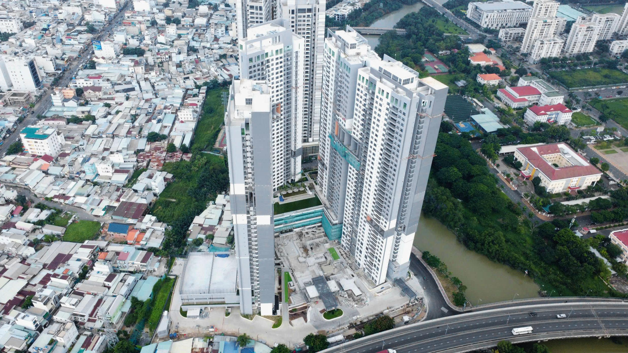 1. Toàn cảnh dự án nhìn từ cầu Phú Mỹ